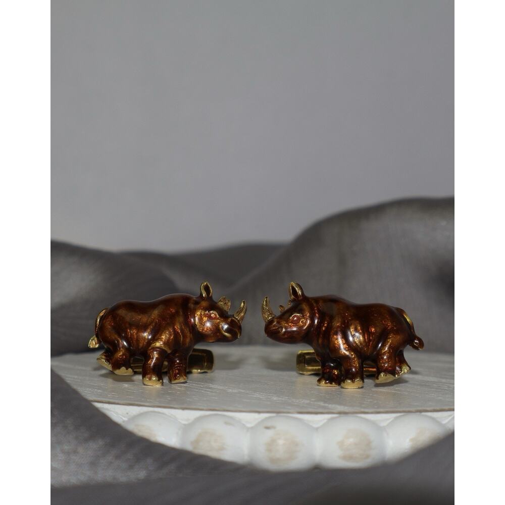David Webb 18k Yellow Gold Enamel Rhino Cufflinks 20G